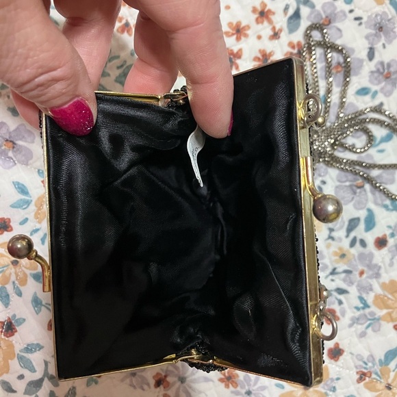 Elegant Black Beaded Evening Bag - Picture 4 of 4